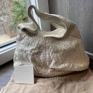 BOTTEGA VENETA HOBO TORRENT - AUTHENTIC